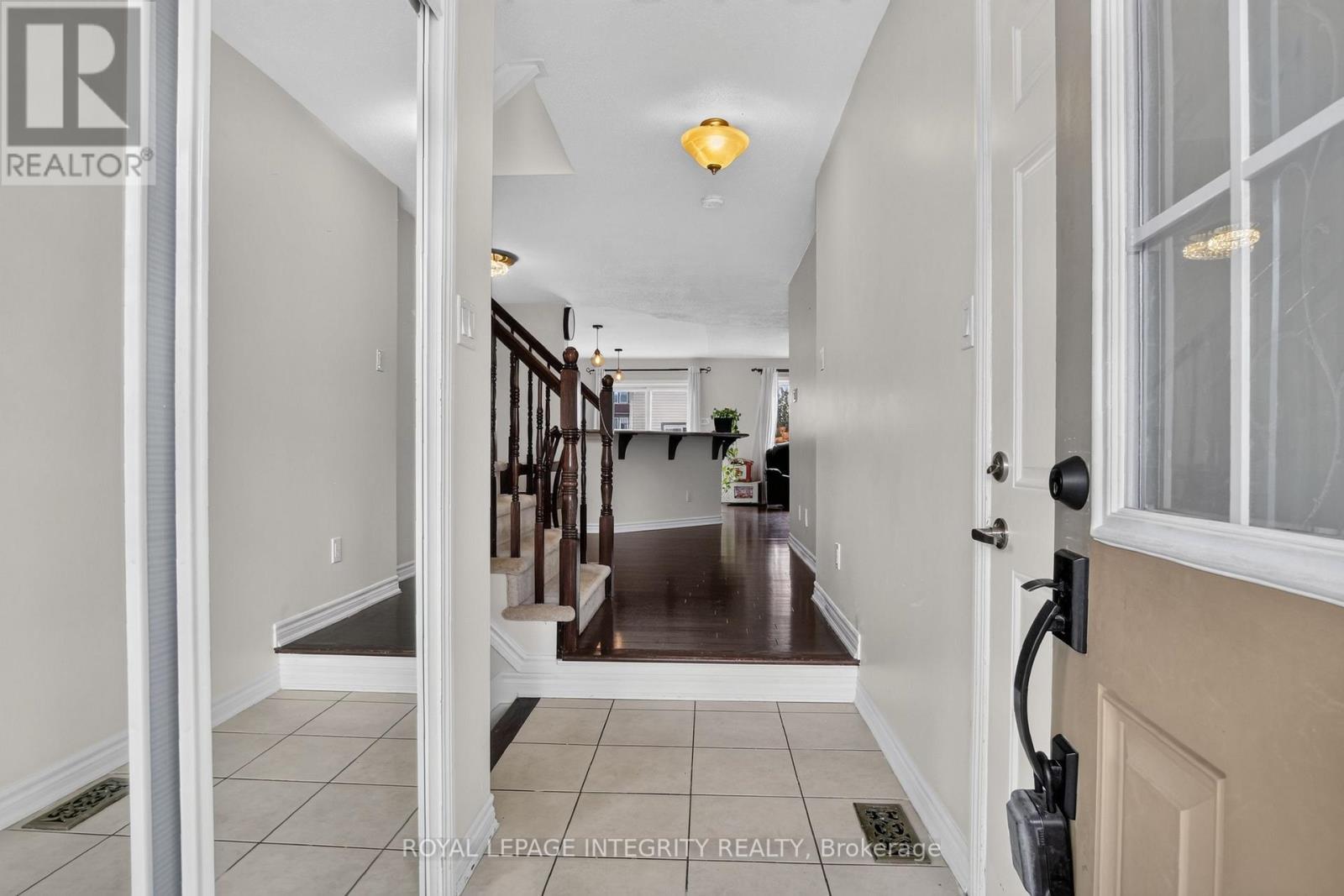 414 Meadowhawk Crescent, Ottawa, ON - Indoor Photo Showing Other Room
