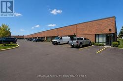 557 FENMAR DRIVE Toronto, ON M9L 2R6