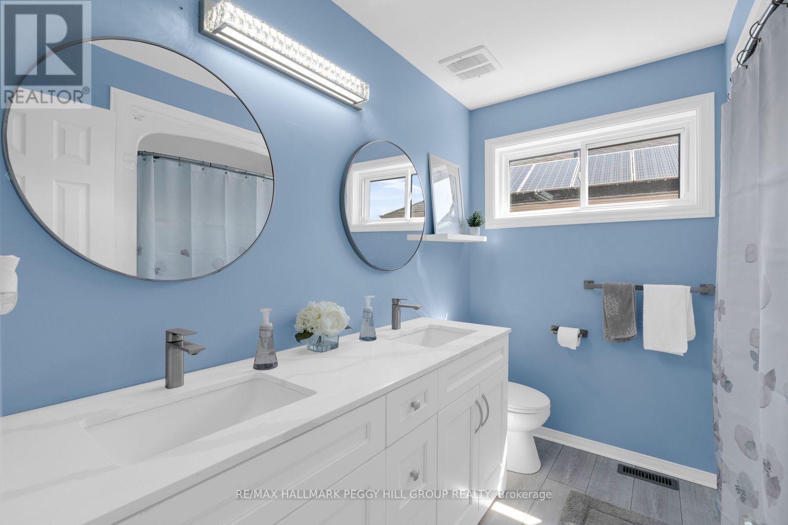 14 Copeman Crescent, Barrie, ON - Indoor Photo Showing Bathroom