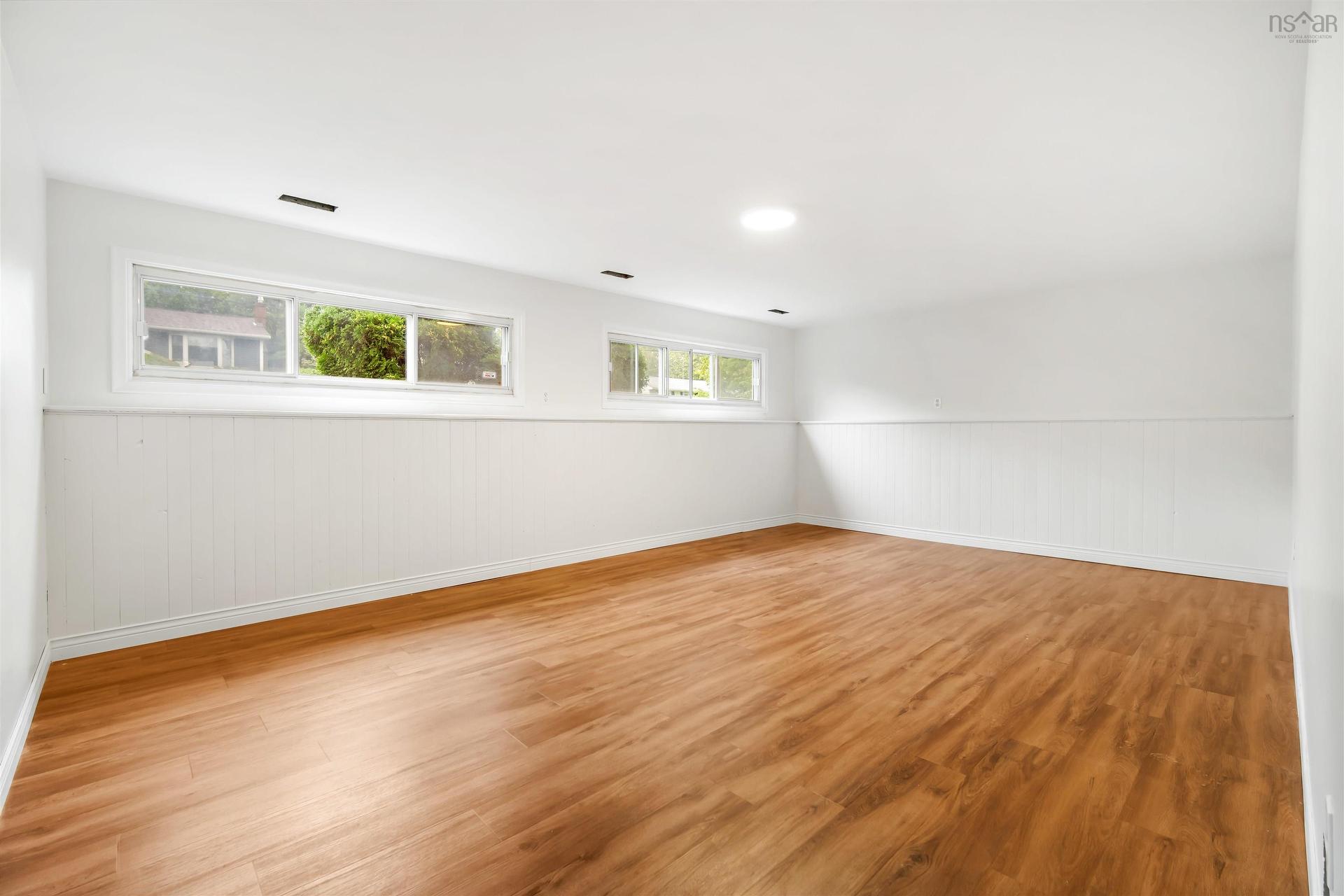 32 Swan Crescent, Halifax, NS - Indoor