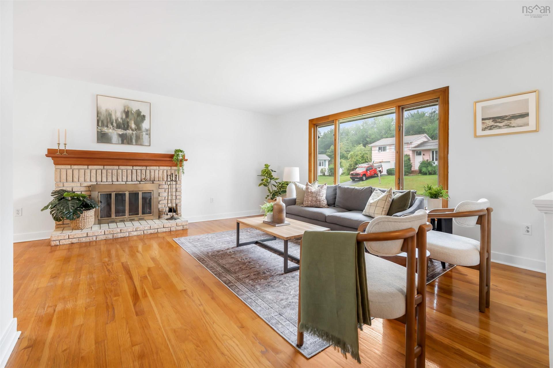 32 Swan Crescent, Halifax, NS - Outdoor