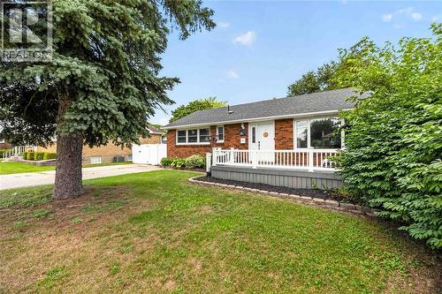 1108 ERROL ROAD East  Sarnia, ON N7S 2E9