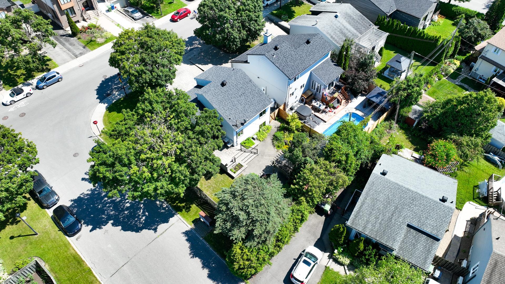 Aerial View - 15963 Rue Bellerive, Montréal (Rivière-Des-Prairies/Pointe-Aux-Trembles), QC - Outdoor With View