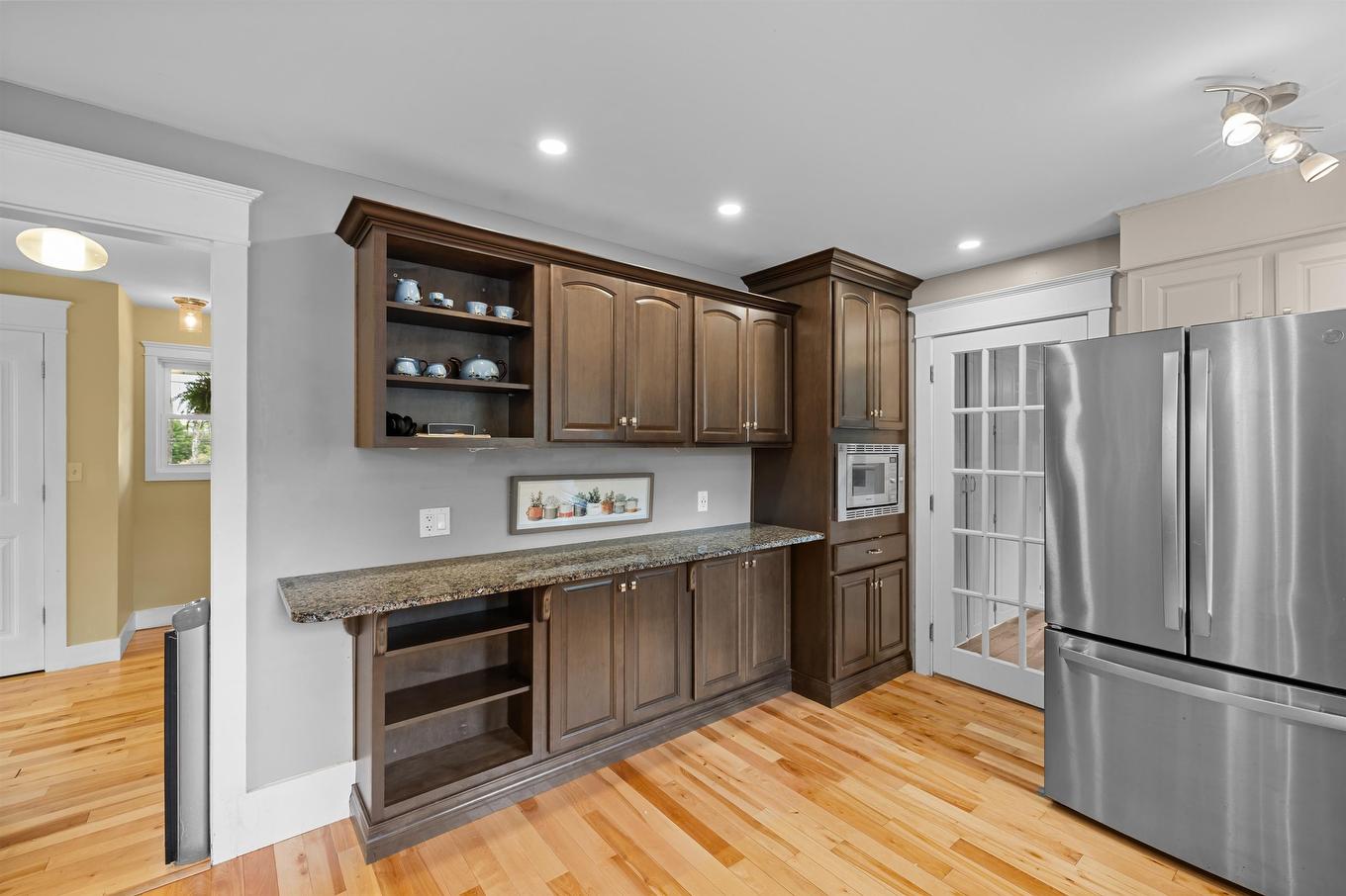 53 Parkside Drive, Charlottetown, PE - Indoor Photo Showing Kitchen