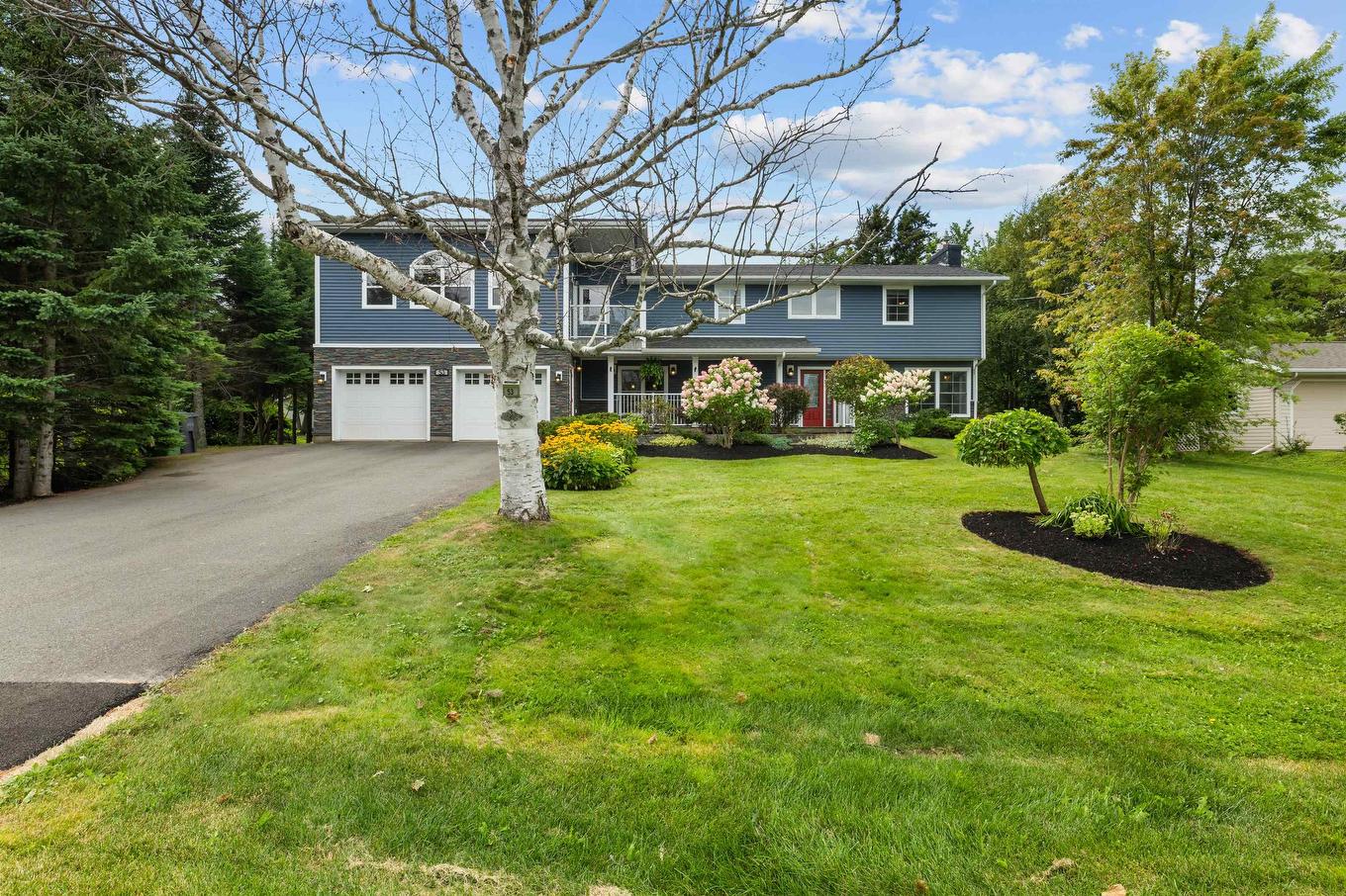 53 Parkside Drive, Charlottetown, PE - Outdoor With Deck Patio Veranda With Facade