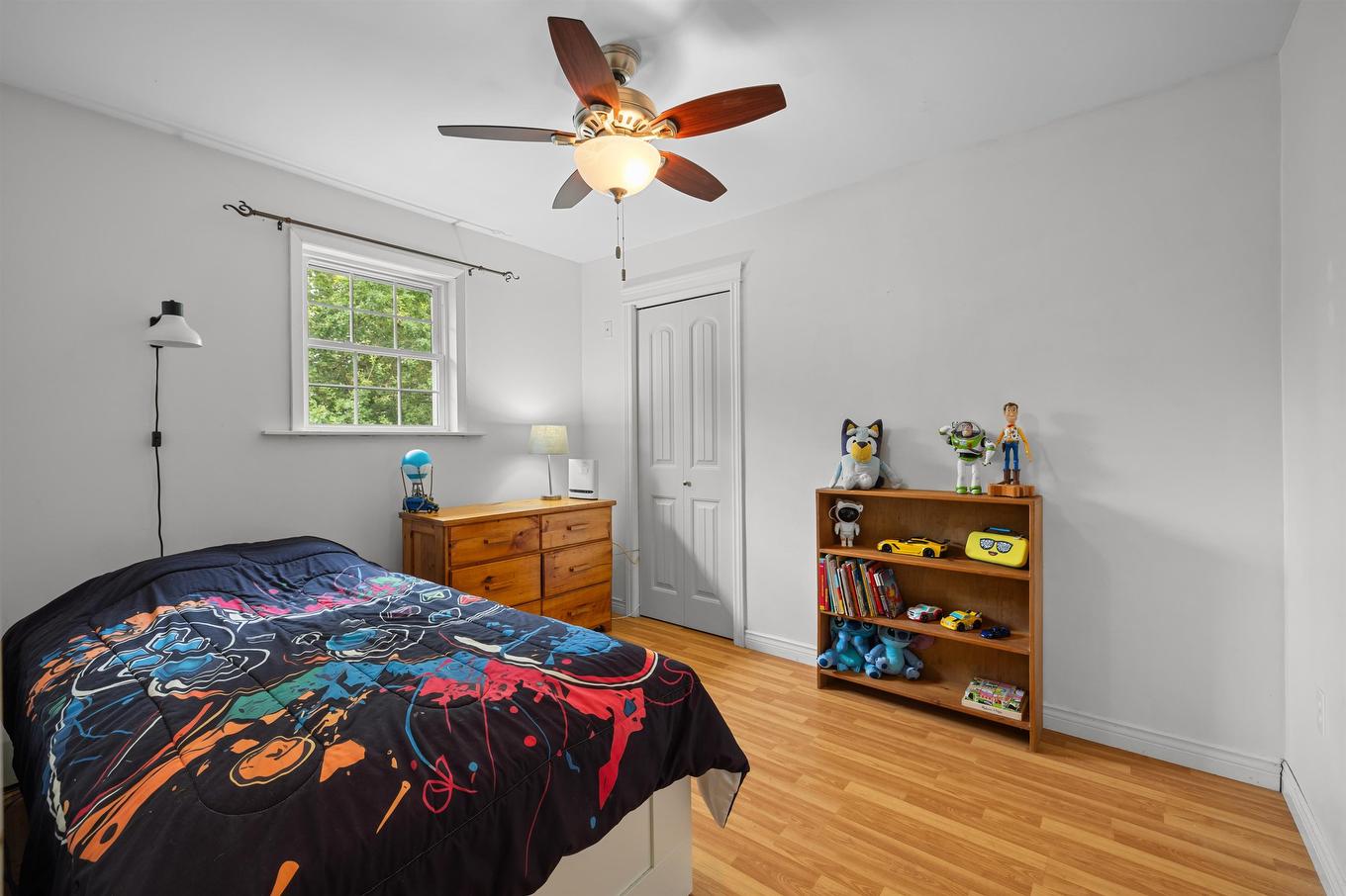 53 Parkside Drive, Charlottetown, PE - Indoor Photo Showing Bedroom