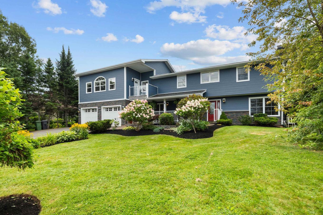 53 Parkside Drive, Charlottetown, PE - Outdoor With Facade