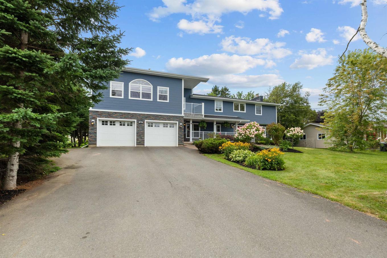 53 Parkside Drive, Charlottetown, PE - Outdoor With Facade
