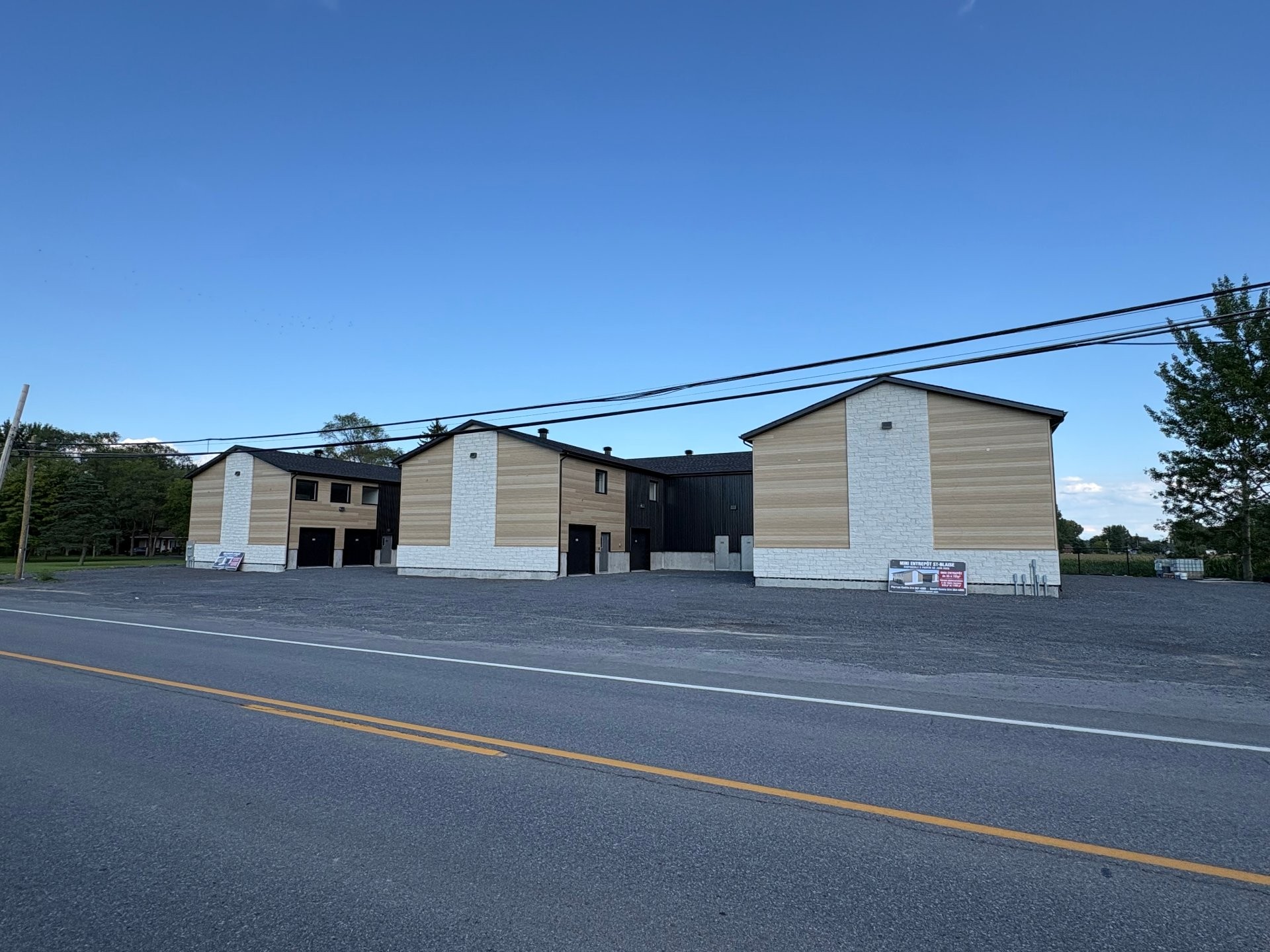 Front of Structure - 2201-1325 Route 223, Saint-Blaise-Sur-Richelieu, QC - Outdoor