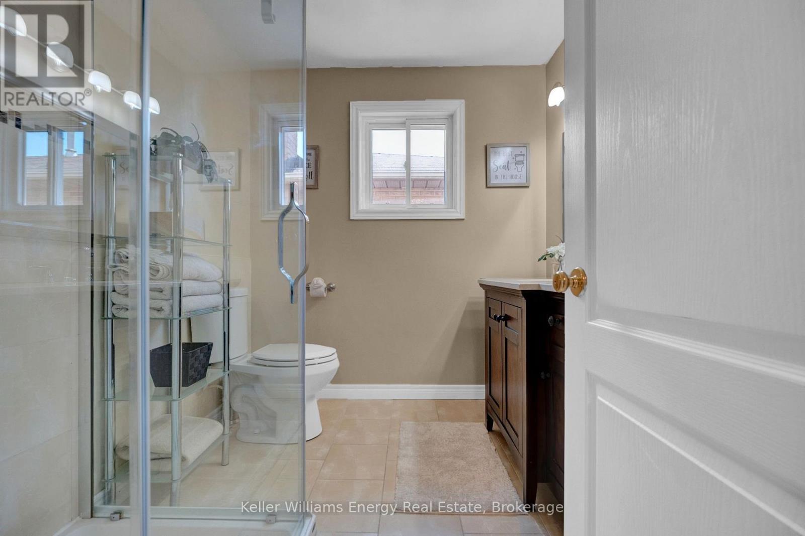 2 Murkar Crescent, Whitby (Blue Grass Meadows), ON - Indoor Photo Showing Bathroom