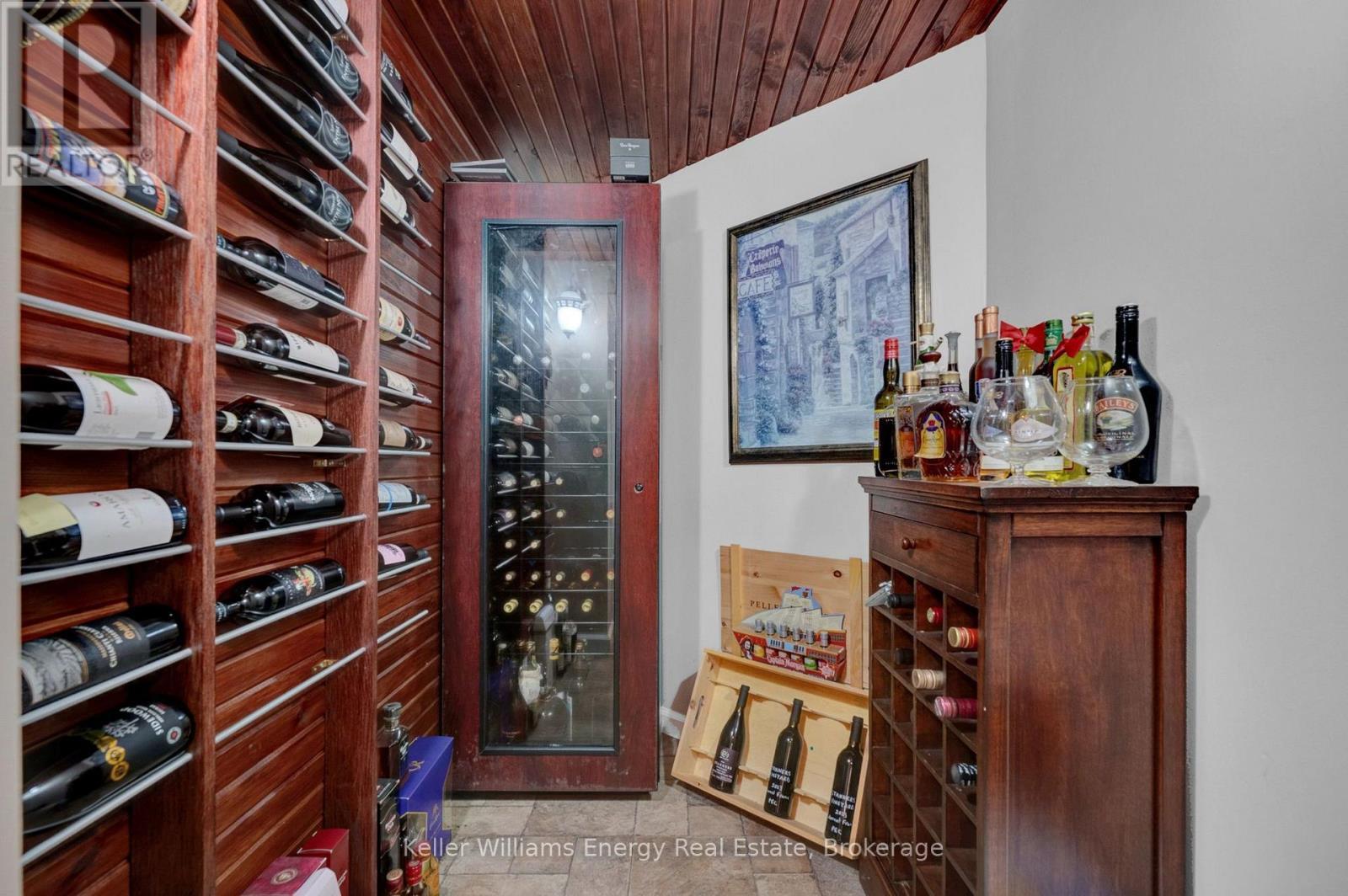 2 Murkar Crescent, Whitby (Blue Grass Meadows), ON - Indoor