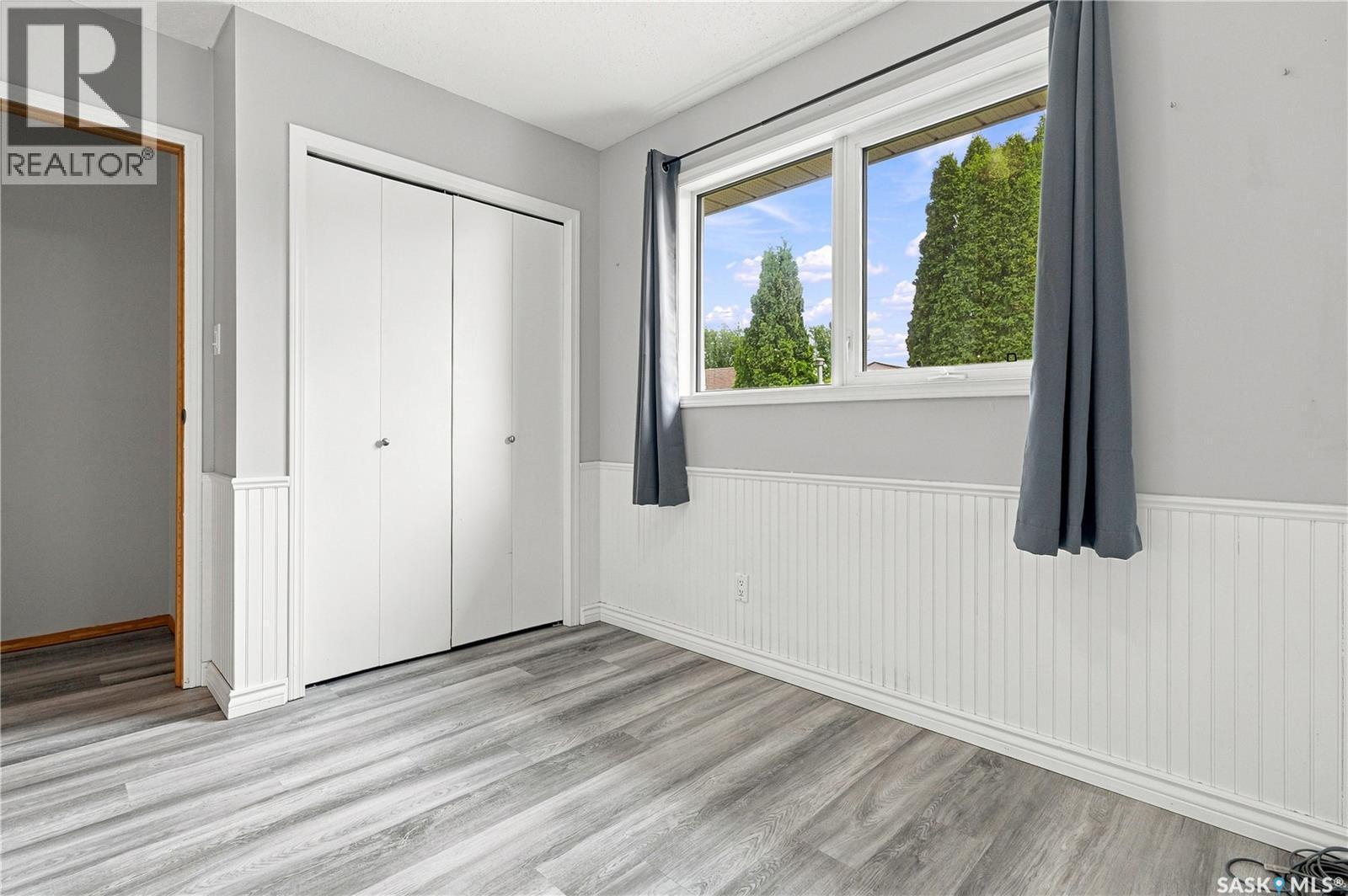 205 Imperial Street, Saskatoon, SK - Indoor Photo Showing Other Room