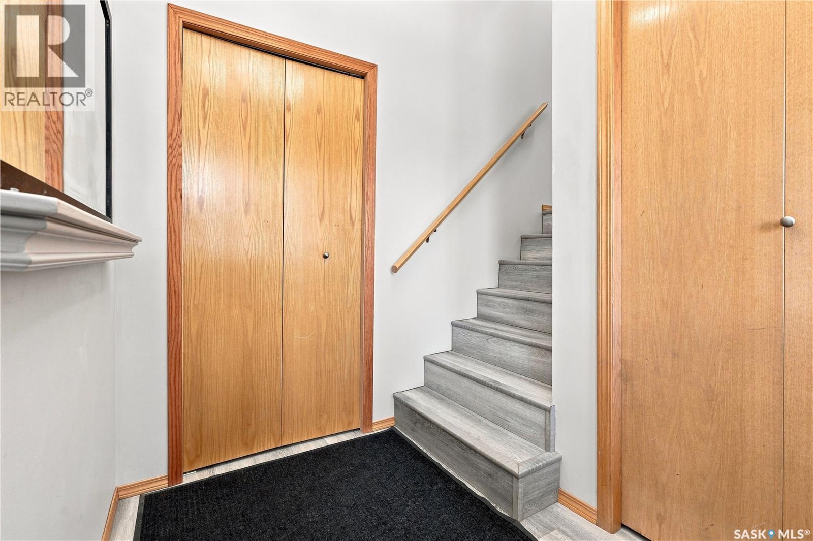 205 Imperial Street, Saskatoon, SK - Indoor Photo Showing Other Room