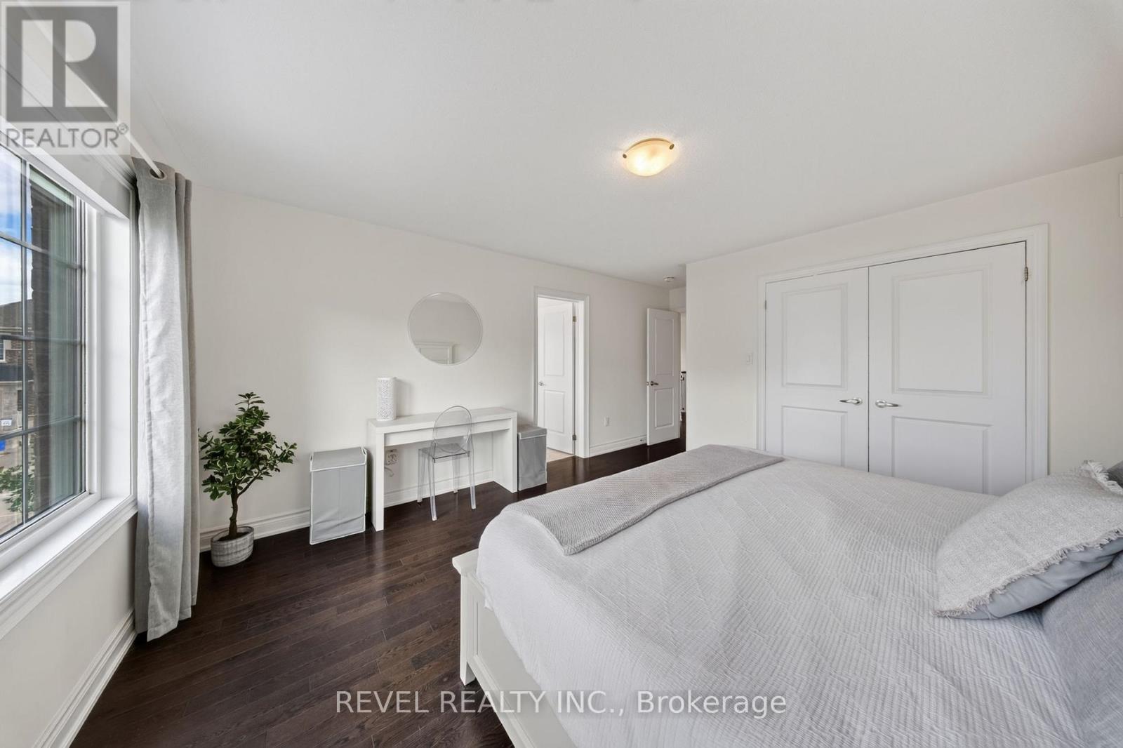 455 Ramsey Place, Milton, ON - Indoor Photo Showing Bedroom