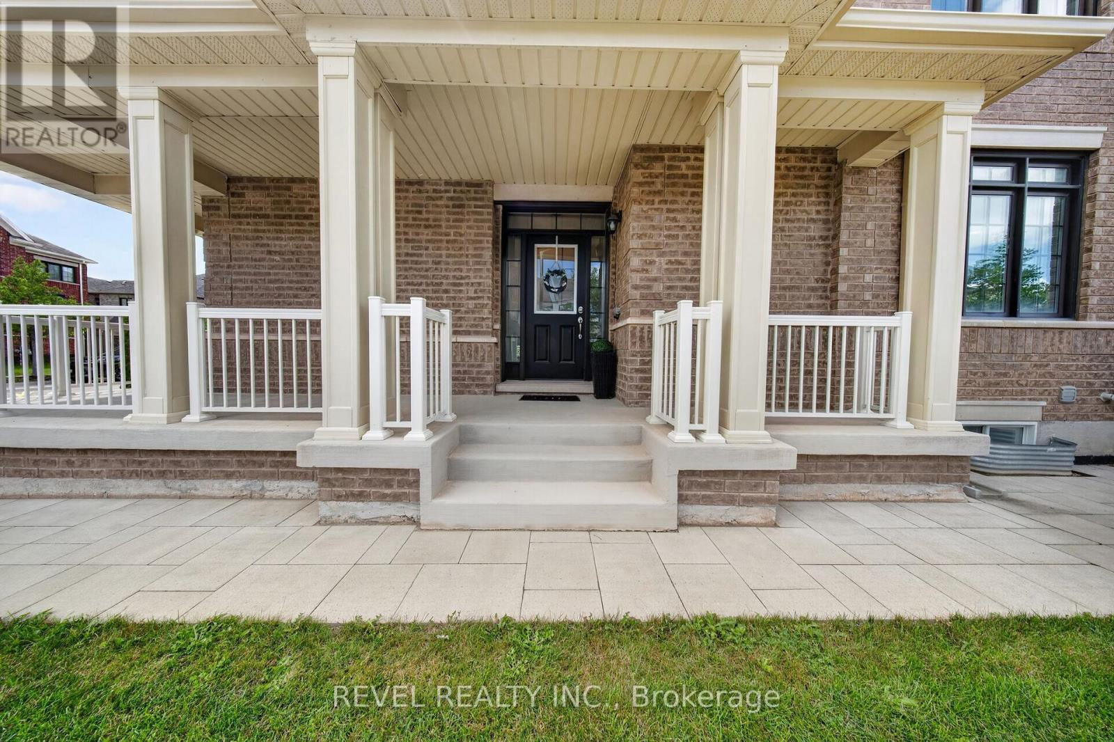455 Ramsey Place, Milton, ON - Outdoor With Deck Patio Veranda With Facade