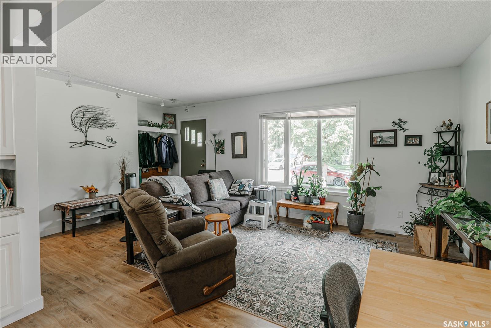 127 107Th Street W, Saskatoon, SK - Indoor Photo Showing Living Room