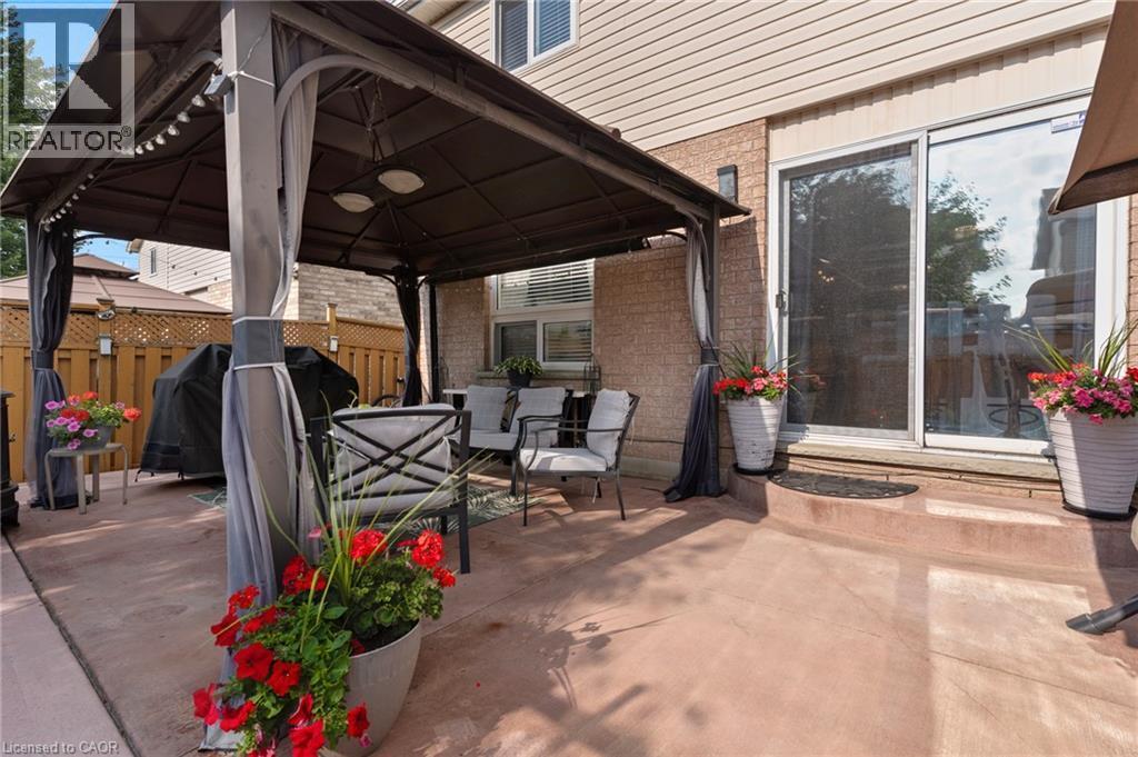 913 Copper Leaf Crescent, Kitchener, ON - Outdoor With Exterior