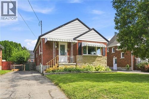 111 Sharon Avenue, Hamilton, ON - Outdoor