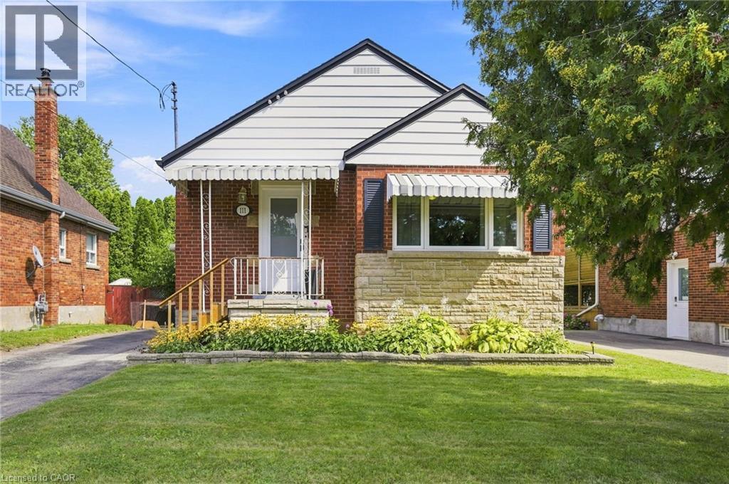 111 Sharon Avenue, Hamilton, ON - Outdoor