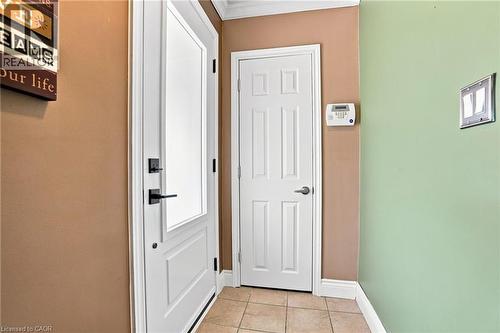111 Sharon Avenue, Hamilton, ON - Indoor Photo Showing Other Room