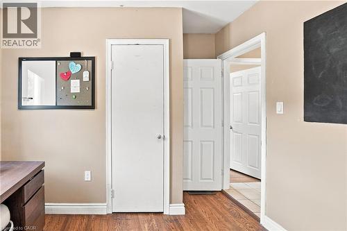 111 Sharon Avenue, Hamilton, ON - Indoor Photo Showing Other Room