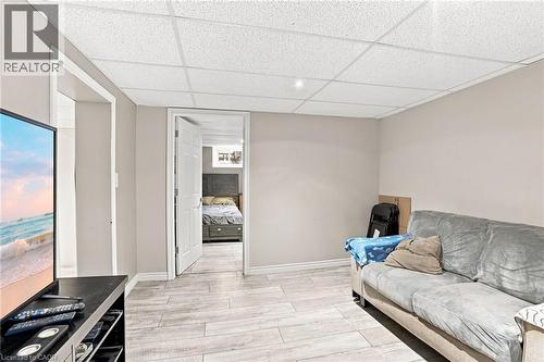 111 Sharon Avenue, Hamilton, ON - Indoor