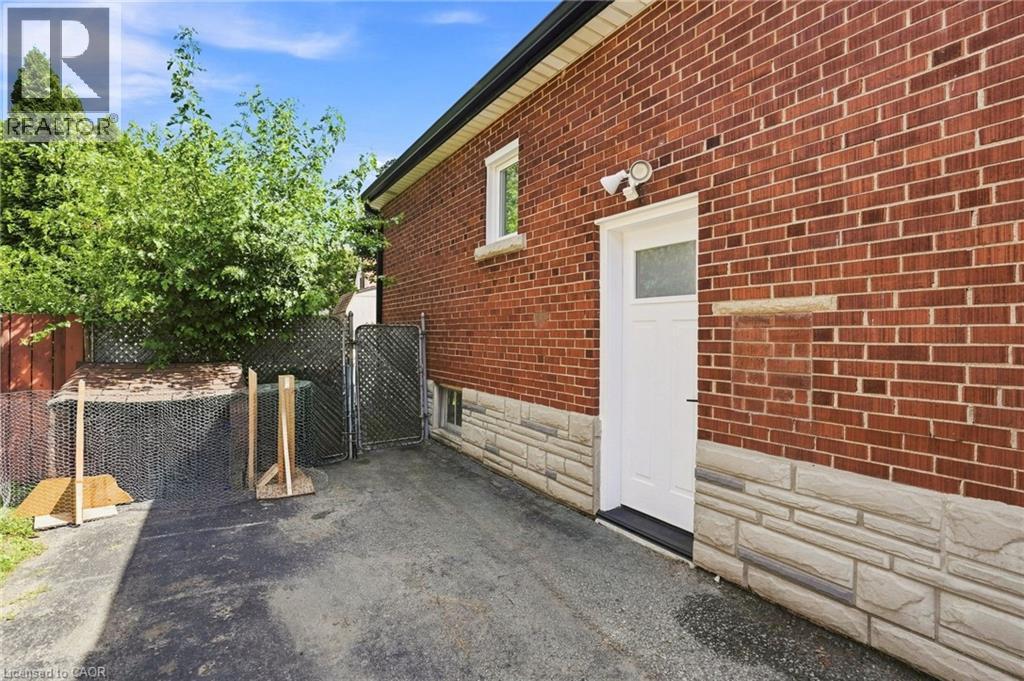 111 Sharon Avenue, Hamilton, ON - Outdoor With Exterior