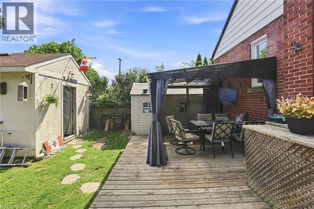 111 Sharon Avenue, Hamilton, ON - Outdoor With Deck Patio Veranda With Exterior