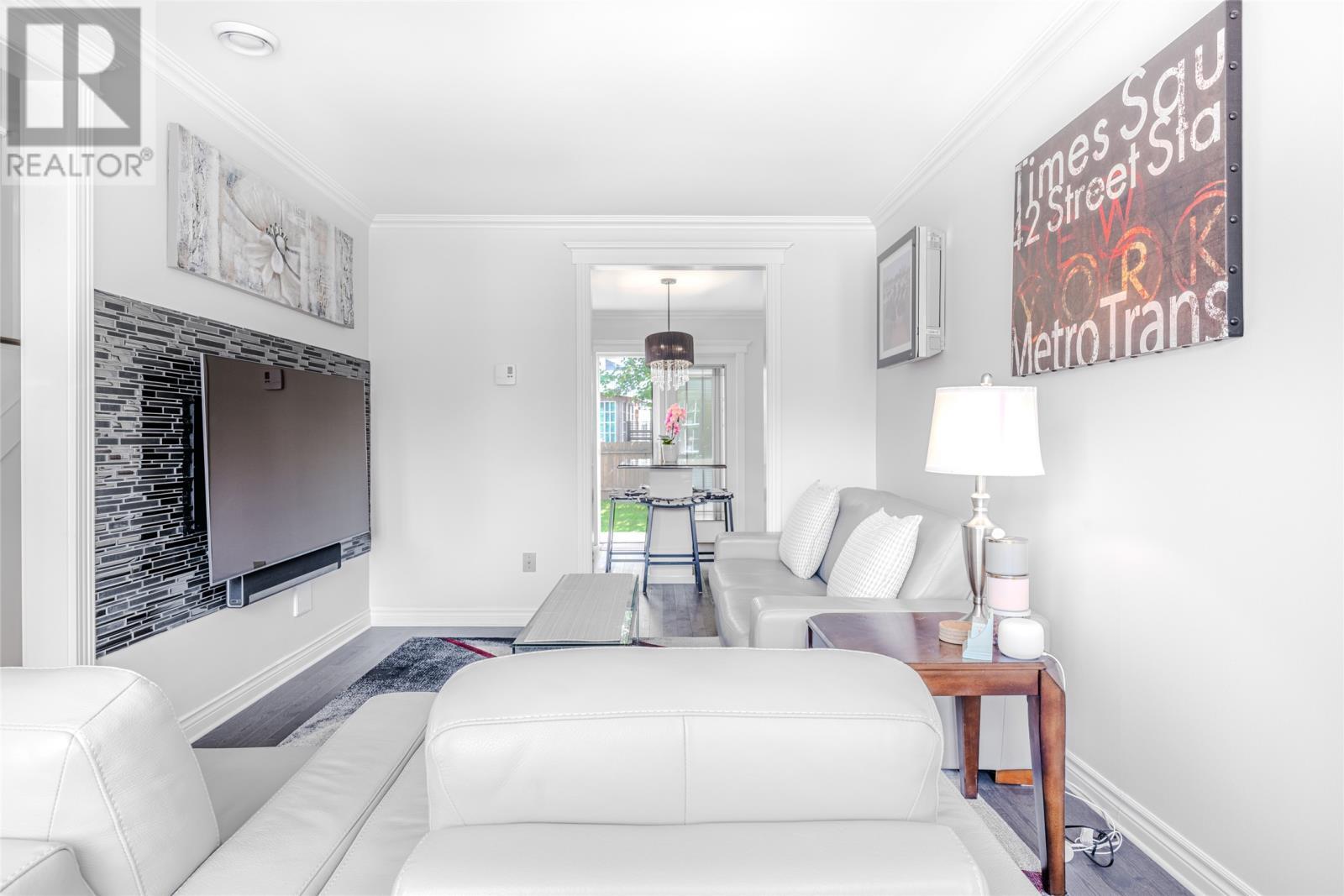 10 Browne Crescent, St. John'S, NL - Indoor