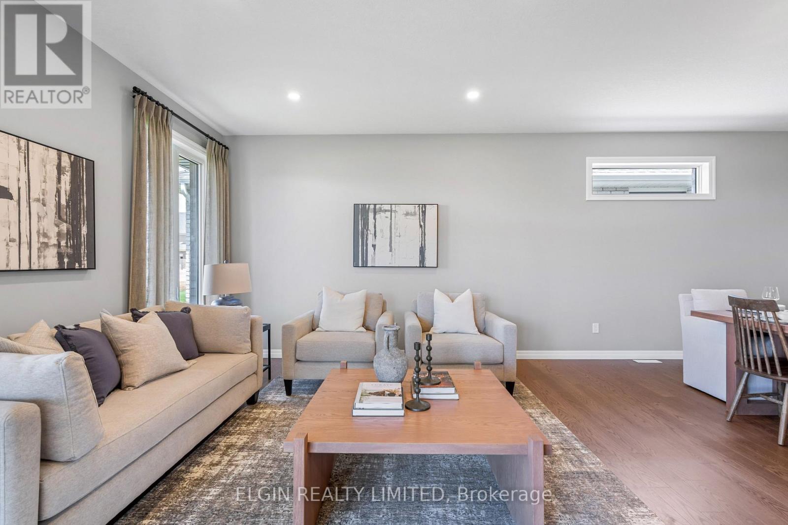 3 Hemlock Crescent, Aylmer, ON - Indoor Photo Showing Living Room
