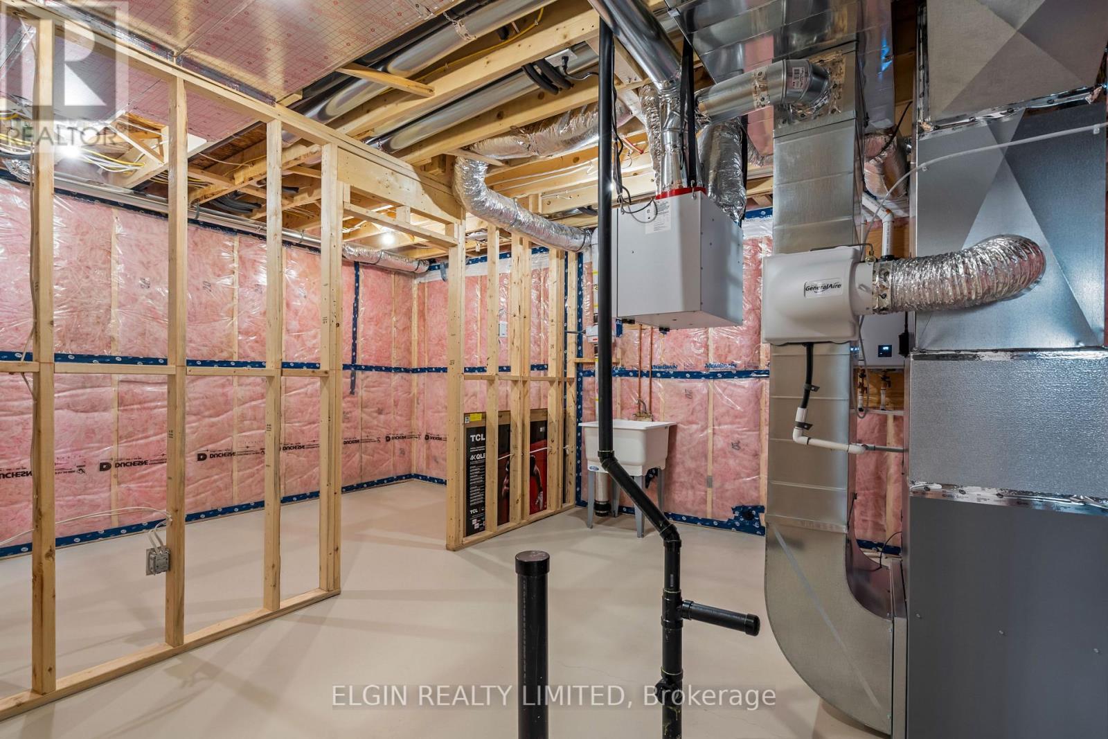 3 Hemlock Crescent, Aylmer, ON - Indoor Photo Showing Basement