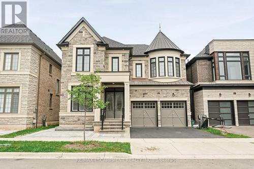 1221 IRONBRIDGE ROAD  Oakville, ON L6M 5M5