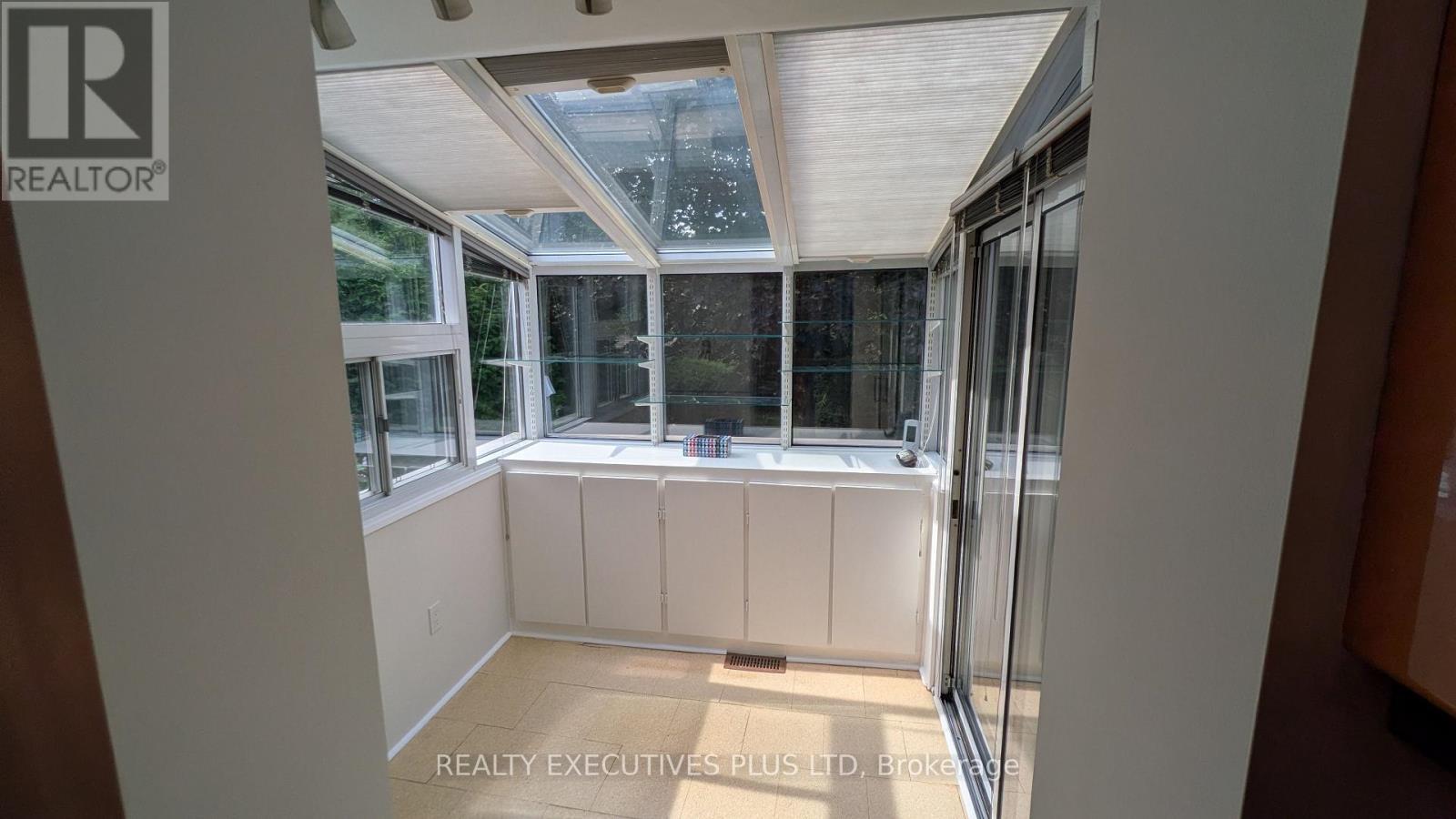 1443 Birchwood Drive, Mississauga, ON - With Exterior