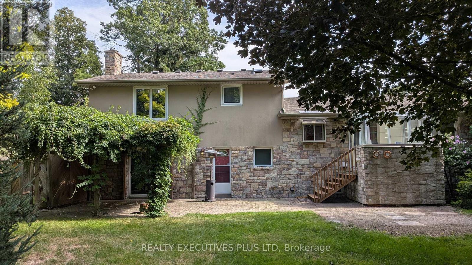 1443 Birchwood Drive, Mississauga, ON - Outdoor
