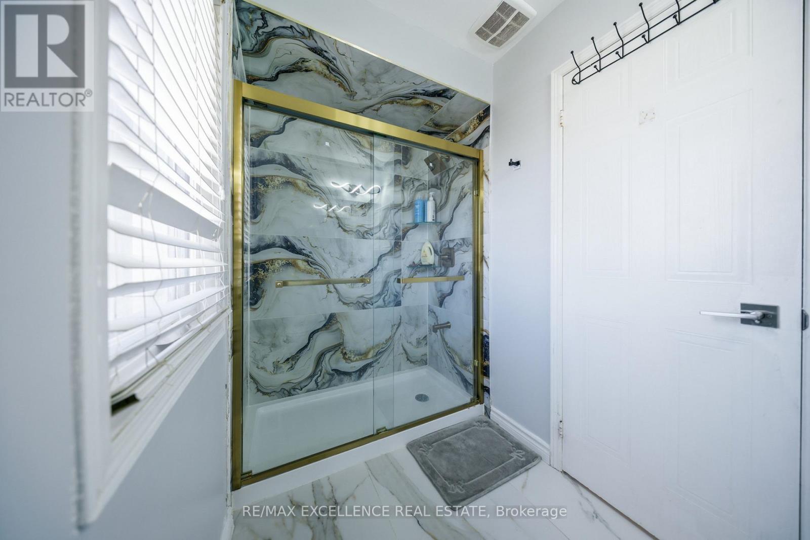 46 Nectarine Crescent, Brampton, ON - Indoor Photo Showing Bathroom
