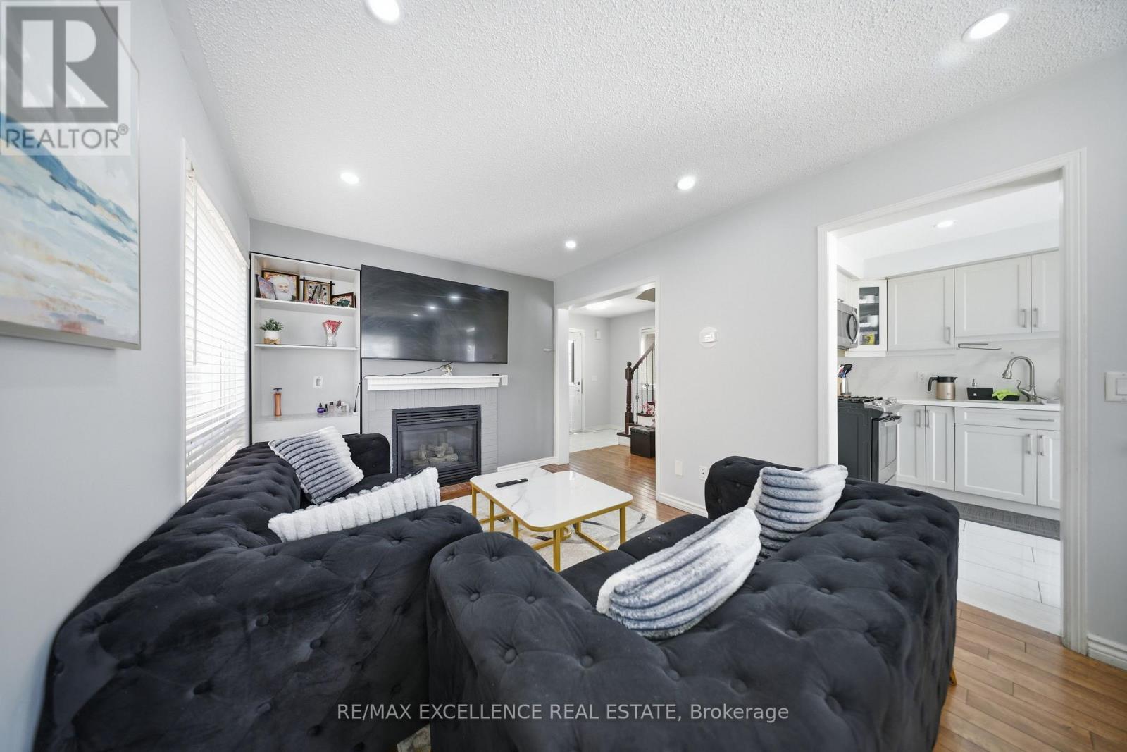 46 Nectarine Crescent, Brampton, ON - Indoor Photo Showing Living Room With Fireplace