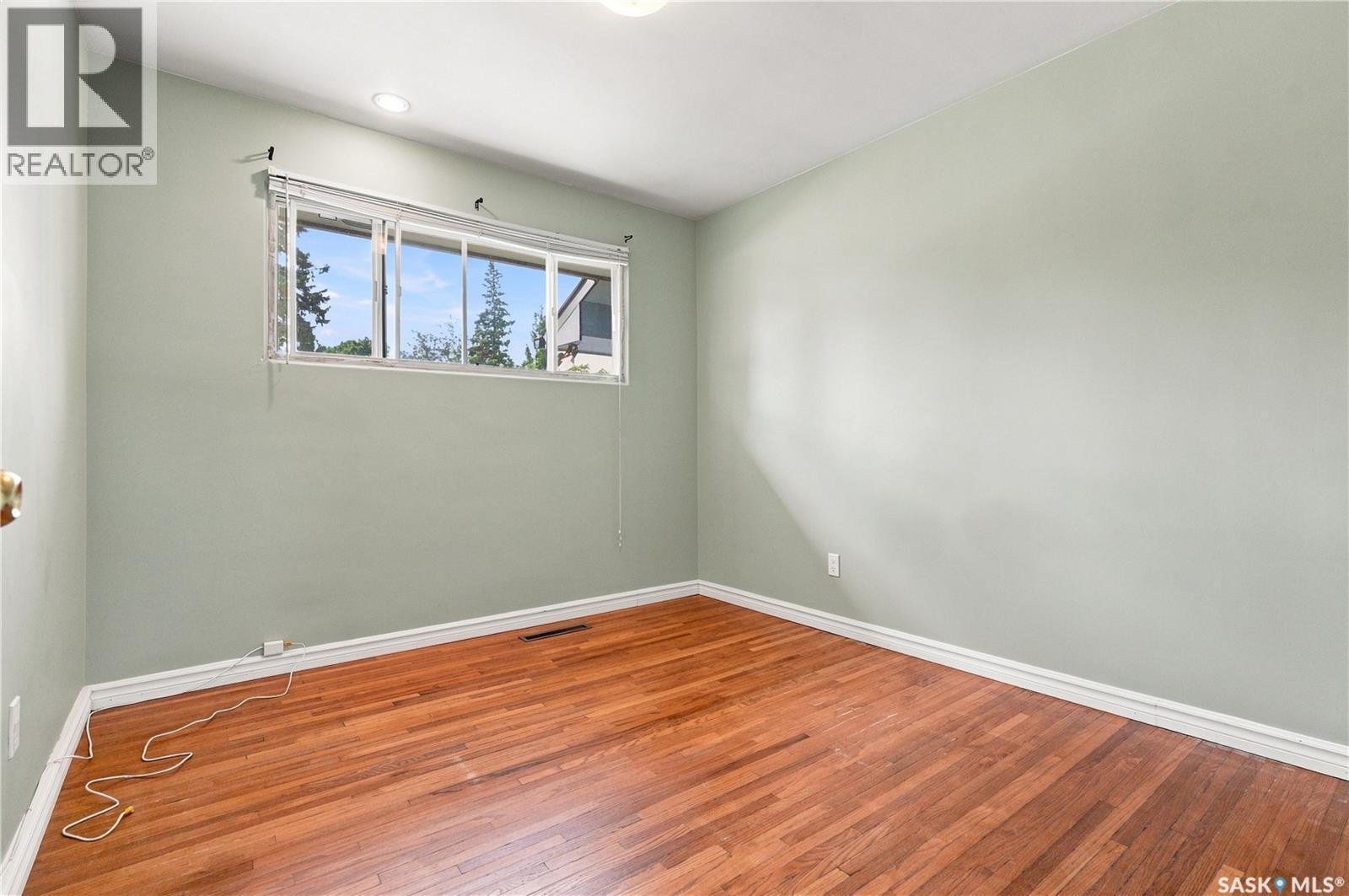 1401 10Th Street E, Saskatoon, SK - Indoor Photo Showing Other Room