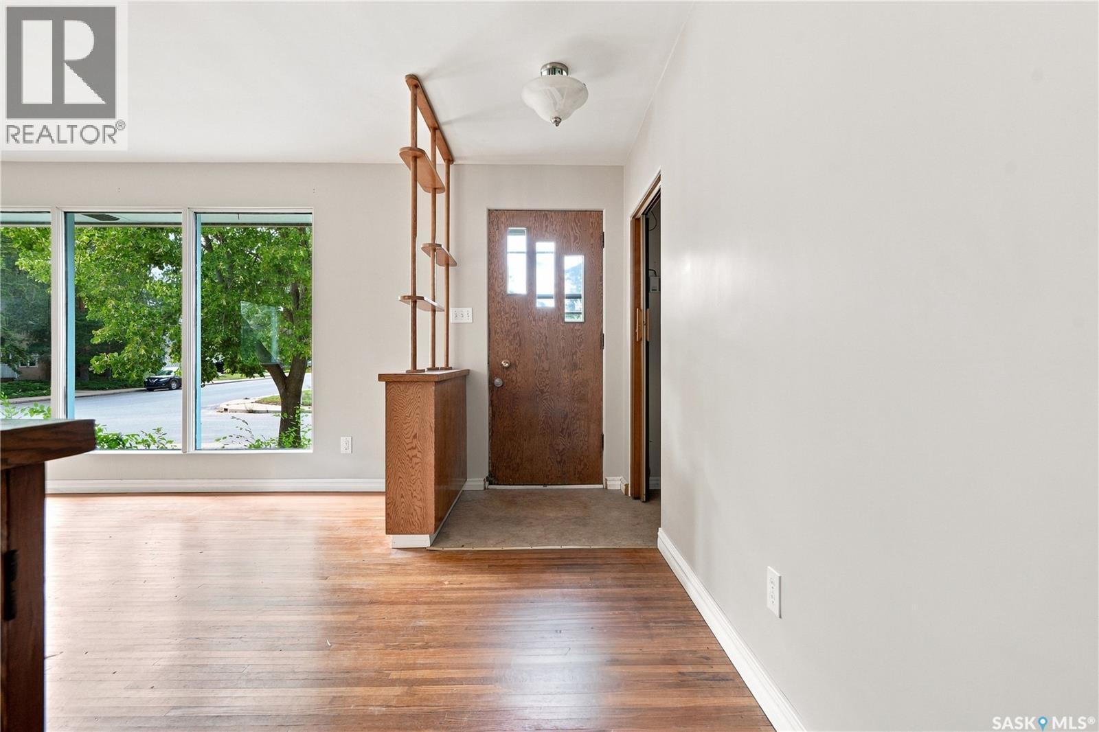 1401 10Th Street E, Saskatoon, SK - Indoor Photo Showing Other Room