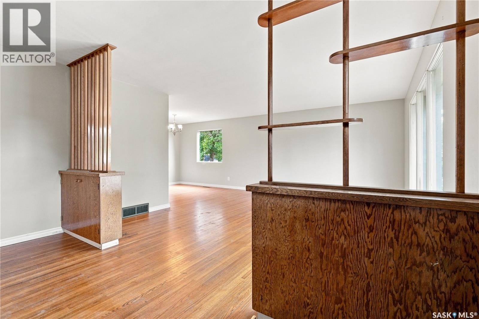 1401 10Th Street E, Saskatoon, SK - Indoor Photo Showing Other Room