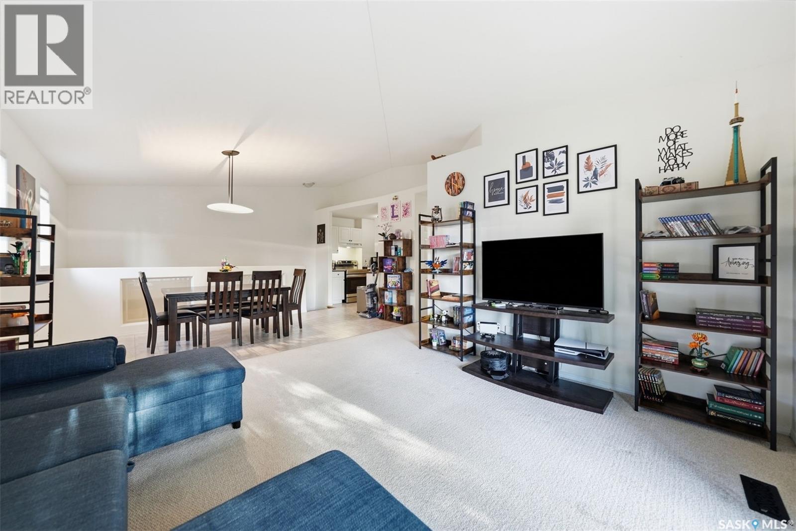 204D 141 105Th Street W, Saskatoon, SK - Indoor Photo Showing Other Room