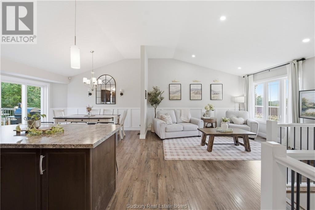 1663 Meadowlark Way, Val Caron, ON - Indoor