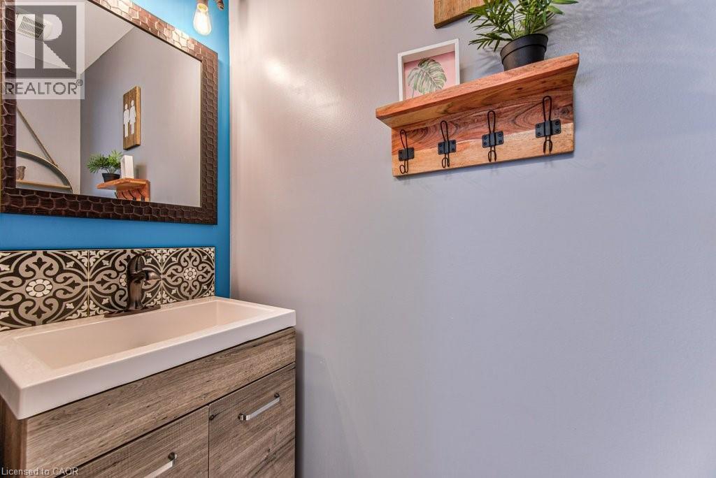 76 Ruhl Drive S, Milton, ON - Indoor