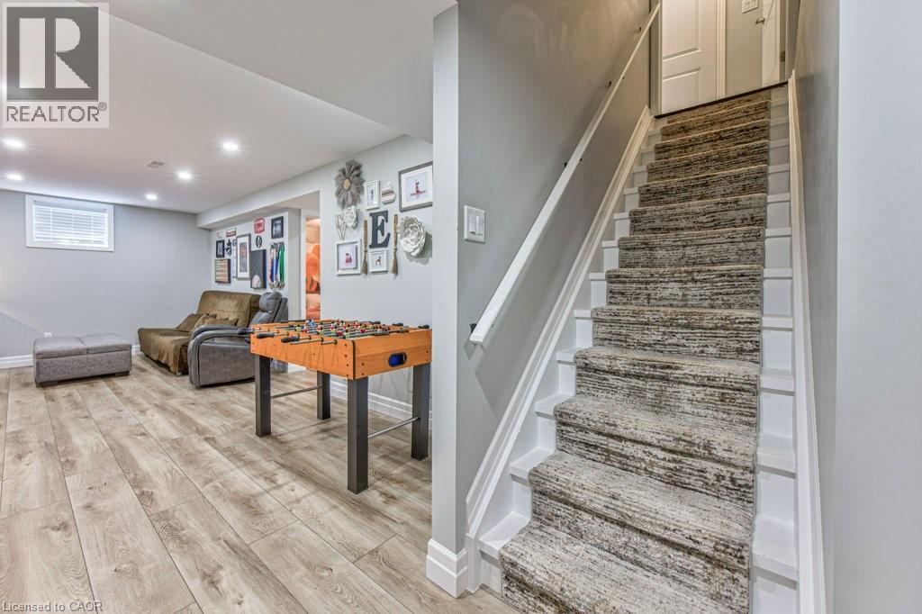 76 Ruhl Drive S, Milton, ON - Indoor