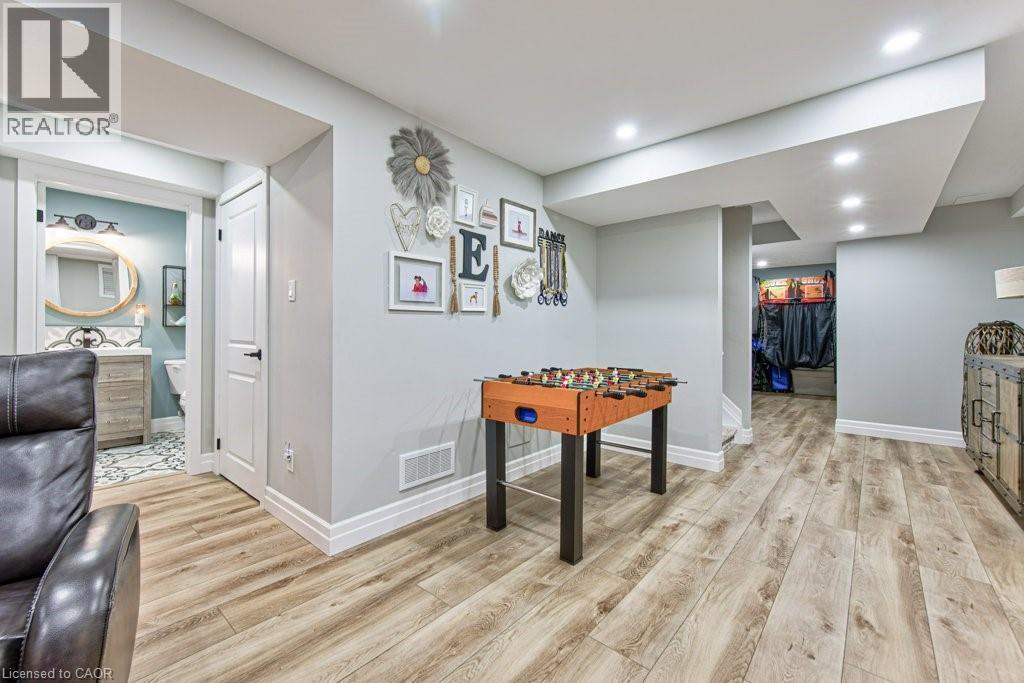 76 Ruhl Drive S, Milton, ON - Indoor