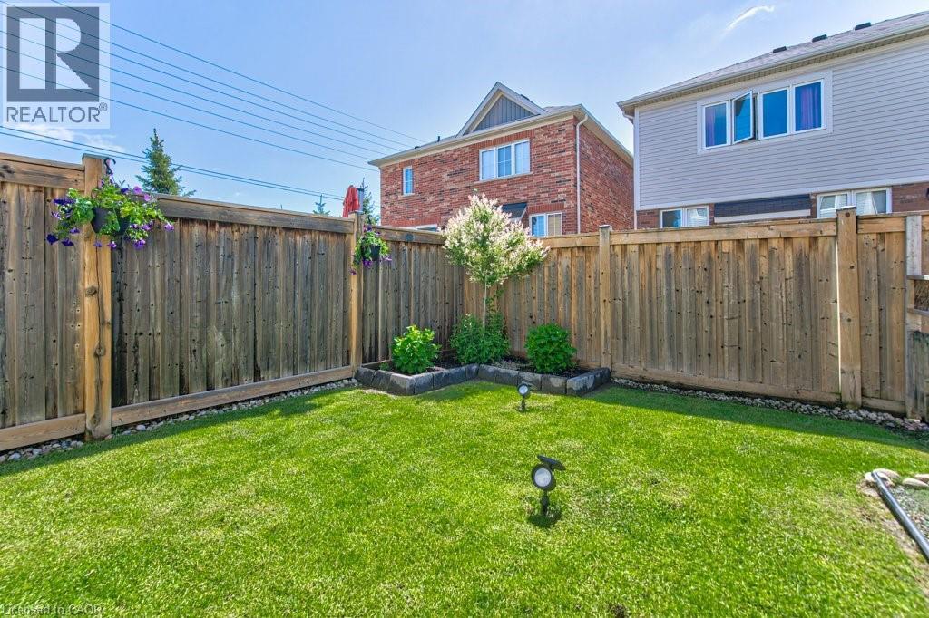 76 Ruhl Drive S, Milton, ON - Outdoor
