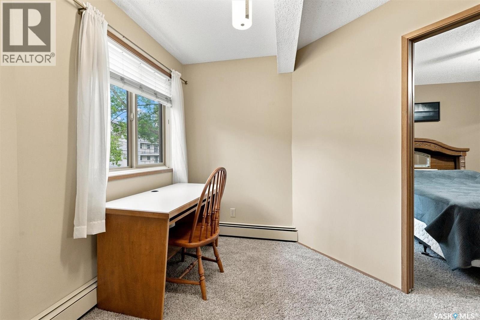203 525 5Th Avenue N, Saskatoon, SK - Indoor