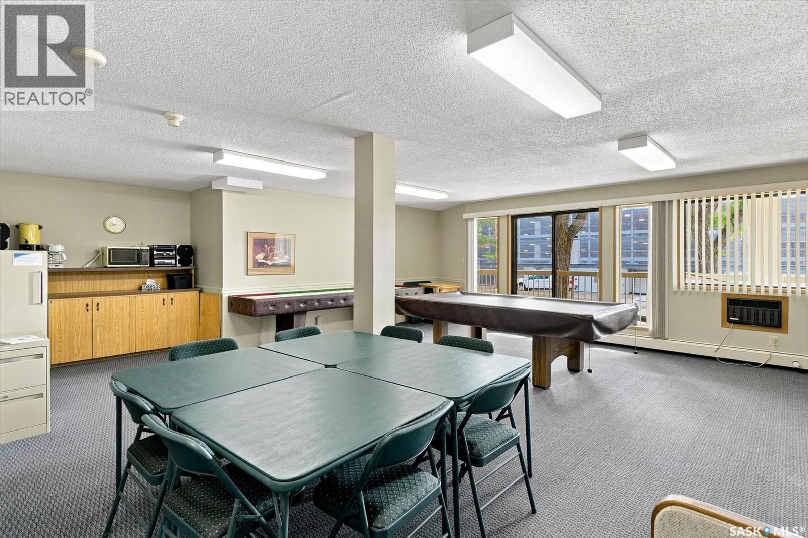 203 525 5Th Avenue N, Saskatoon, SK - Indoor Photo Showing Dining Room