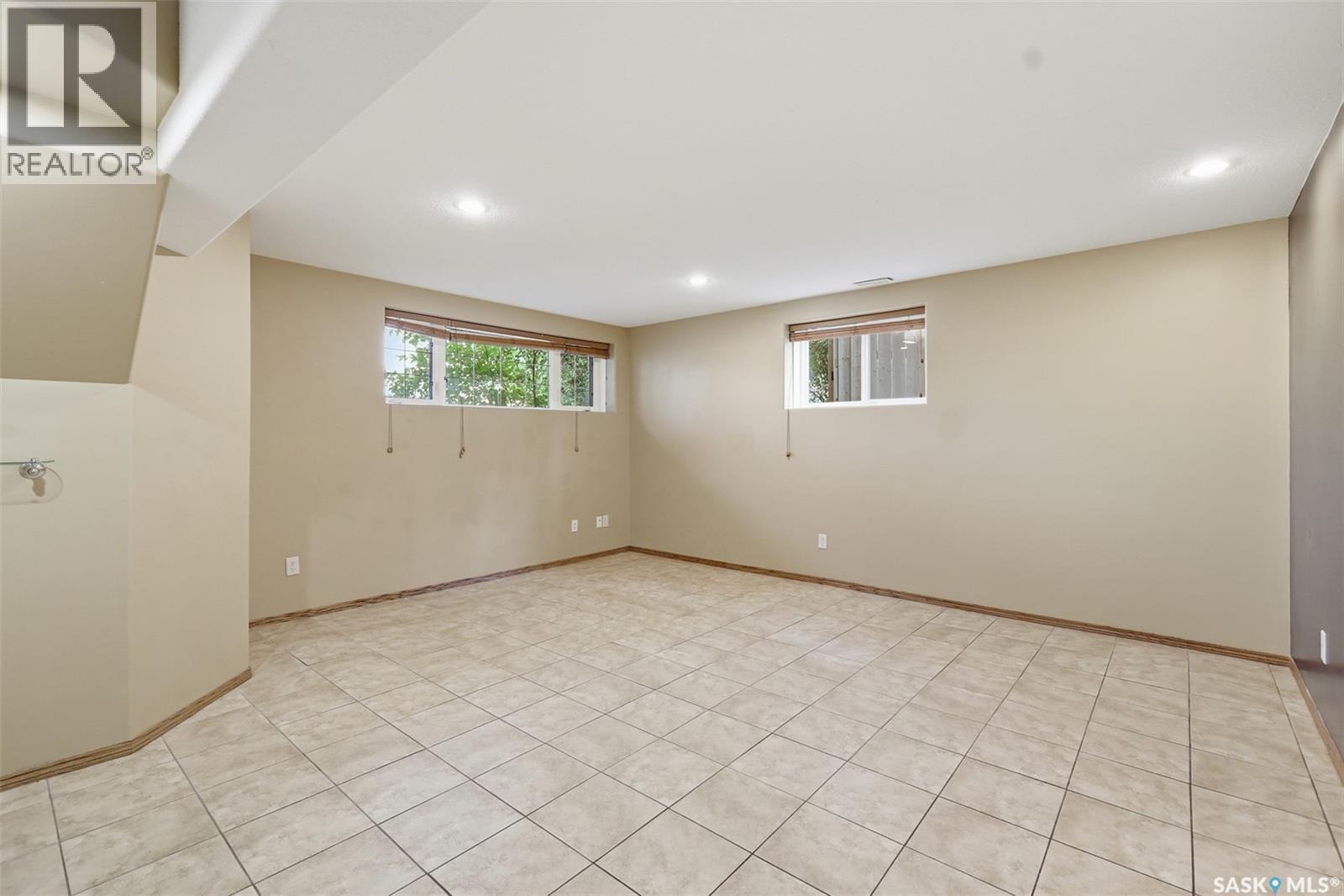703 Beechmont Lane, Saskatoon, SK - Indoor