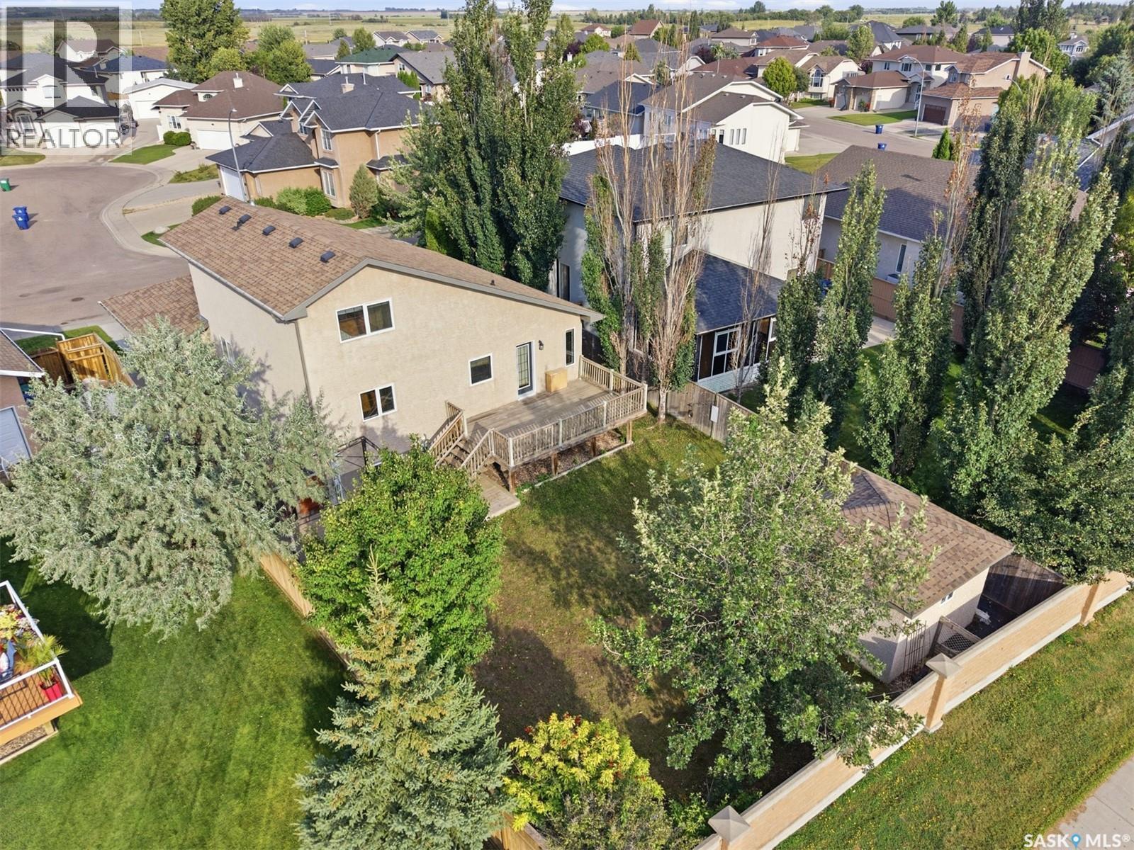 703 Beechmont Lane, Saskatoon, SK - Outdoor