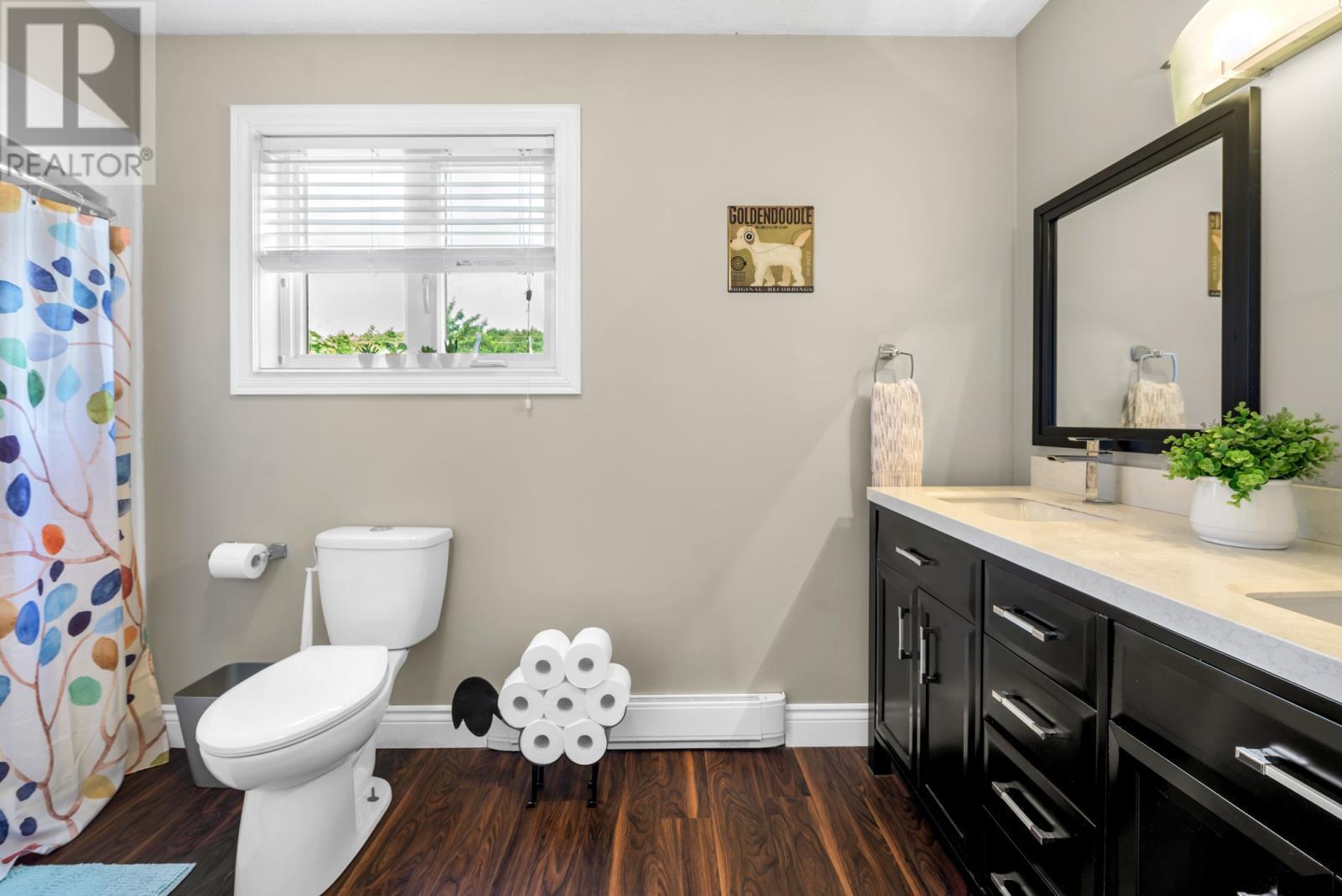 12 Riverview Place, Torbay, NL - Indoor Photo Showing Bathroom